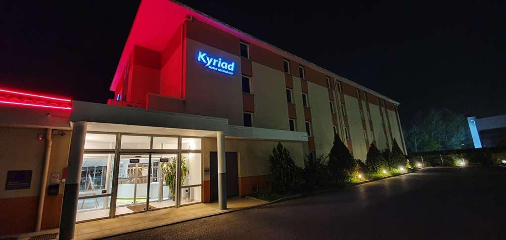 Kyriad Aix Les Milles - Plan De Campagne Hotel 3*