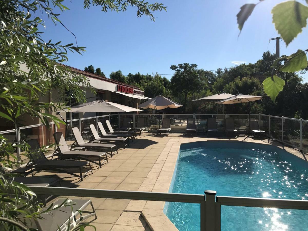 Kyriad Aix Les Milles - Plan De Campagne Hotel